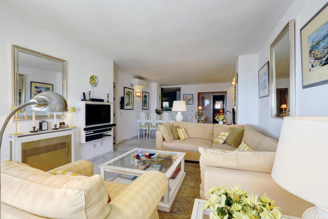 Apartment - Car Included Estepona Zewnętrze zdjęcie